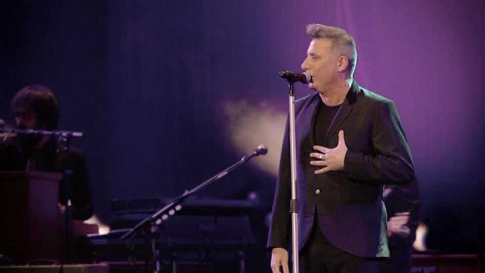 Especial Navidad - Loquillo. Salud y Rock and Roll-Las Ventas - ver ahora