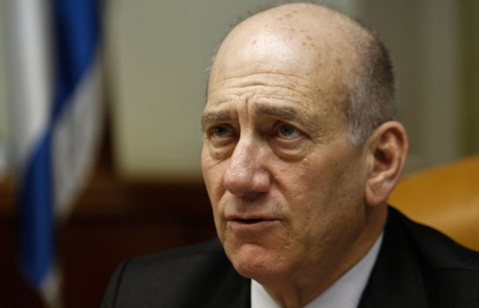 El primer ministro israelí, Ehud Olmert, ha reconocido que el alto el fuego en la franja de Gaza es "frágil" y ha asegurado que Israel reanudará la ofensiva Plomo Fundido si Hamás no cesa sus ataques. 