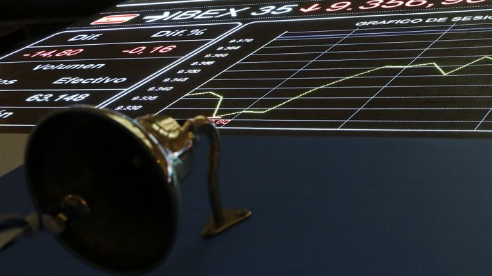 Telediario 1 - El petróleo cierra el año al alza pero el IBEX 35 termina con una caída del 2%