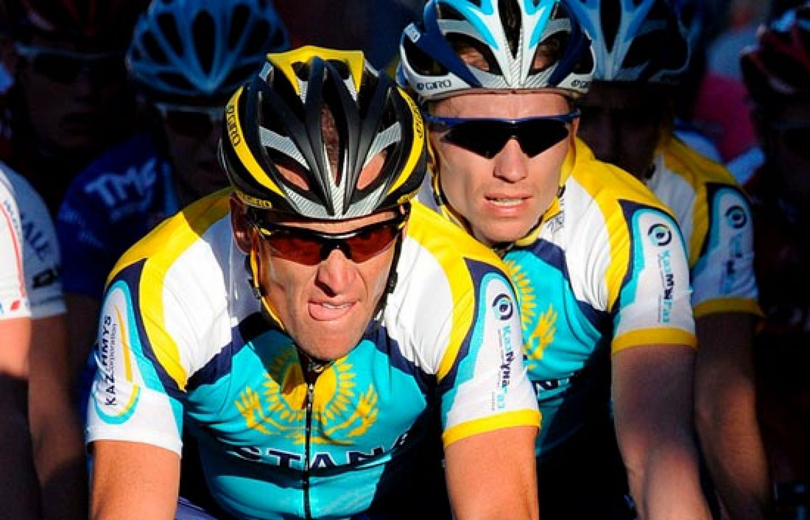 El ciclista estadounidense, Lance Armstrong ha regresado a la competición en una carrera de una sola jornada, la Cancer Council Classic, previa a la Vuelta Down Under, en seis etapas, que arranca el martes, en Adelaide (Australia). 