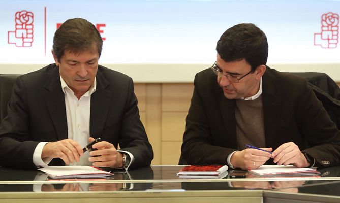 Telediario 1 - La gestora del PSOE iniciará una ronda con los 'barones' para decidir la fecha del Congreso que elija al nuevo líder