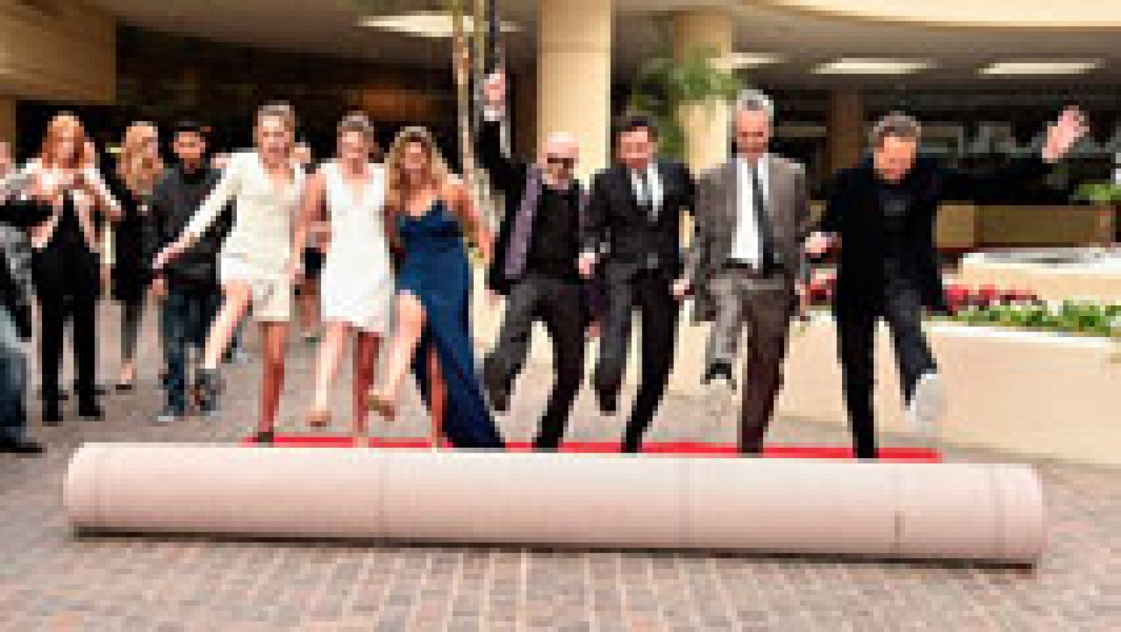 Telediario 1: La alfombra roja ya está desplegada para los Globos de Oro | RTVE Play