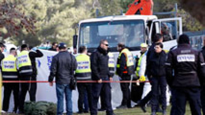 Cuatro personas muertas tras ser atropelladas por un camión grúa en Jerusalén