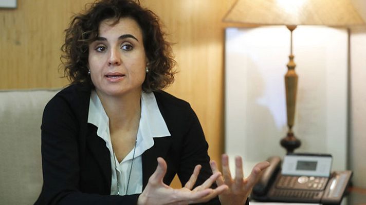 Telediario 1 - Sanidad plantea revisar el copago farmacéutico para hacer pagar más a los jubilados que cobren pensiones más altas