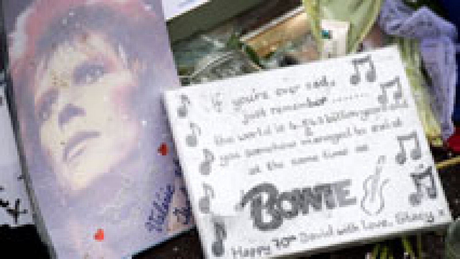 Telediario 1: Concierto para recordar a David Bowie el primer aniversario de su muerte | RTVE Play