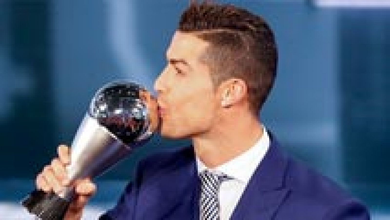 Sin programa: Cristiano Ronaldo, elegido 'The Best' | RTVE Play