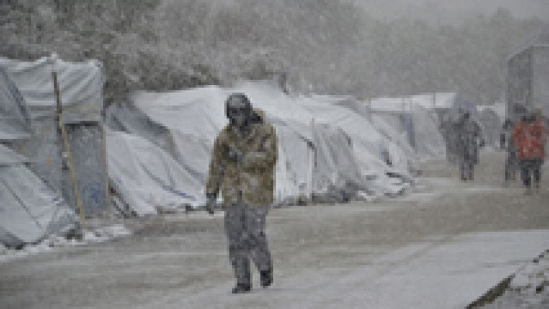 La ola de fro en Europa hace insostenible la situacin de los refugiados
