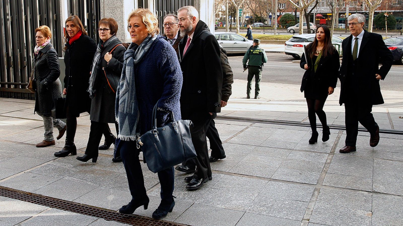 Cospedal dice que cumplirá el dictamen del Consejo de Estado sobre el Yak 42