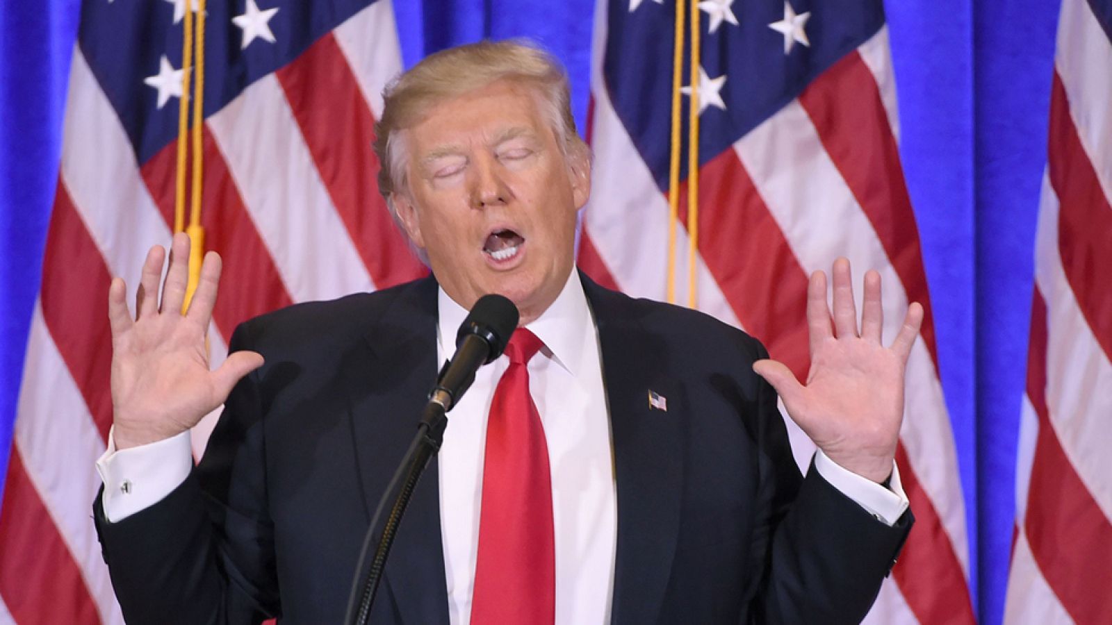 Donald Trump: "Todo el mundo nos 'hackea', incluyendo Rusia y China"