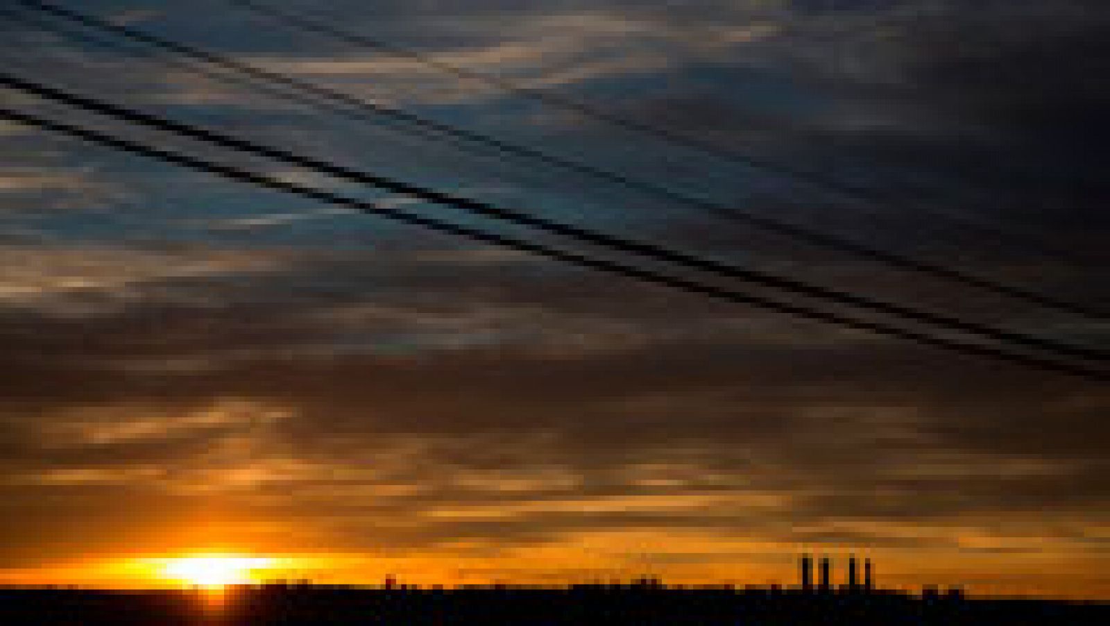 Un frente frío trae intensas lluvias, nieve y viento en el norte de la península