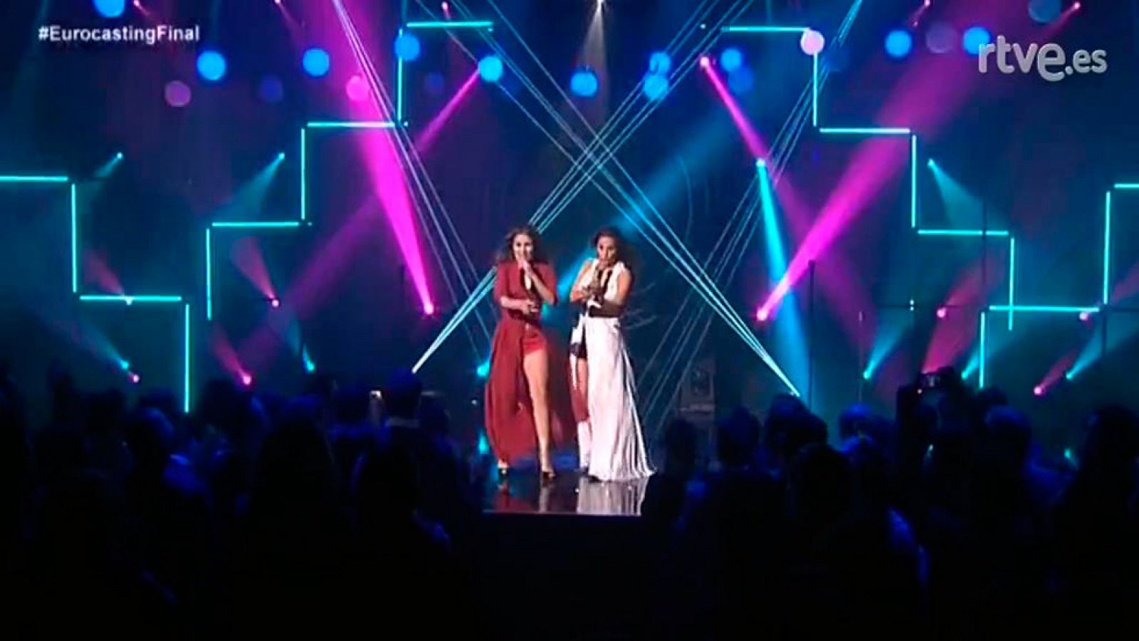 Eurovisión 2017 - Eurocasting - Azúcar Moreno cantan 'Bandido' en la final del Eurocasting