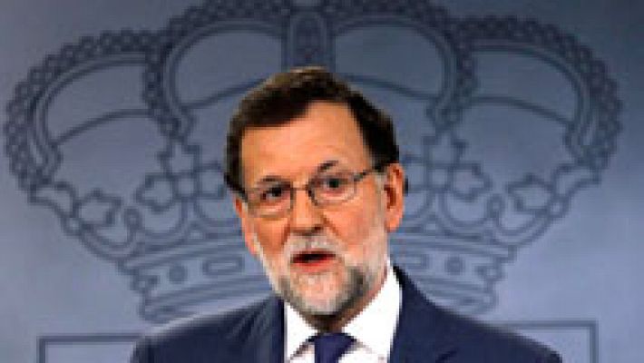 Telediario 1 - Rajoy respalda a Cospedal y expresa su reconocimiento a familias del Yak-42
