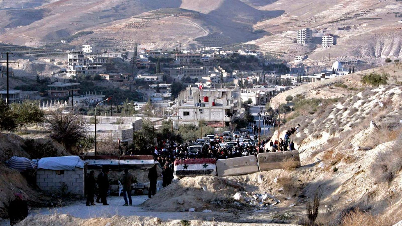 Los combates continúan en las afueras de Damasco pese a la tregua en Siria