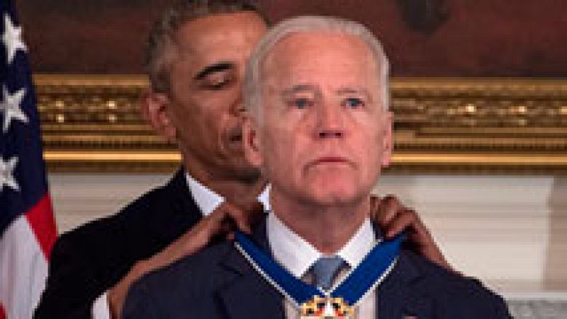 Joe Biden, el vicepresidente de los Estados Unidos, reaccionó llorando cuando el presidente Obama anunció le premiaba con la medalla de la Libertad