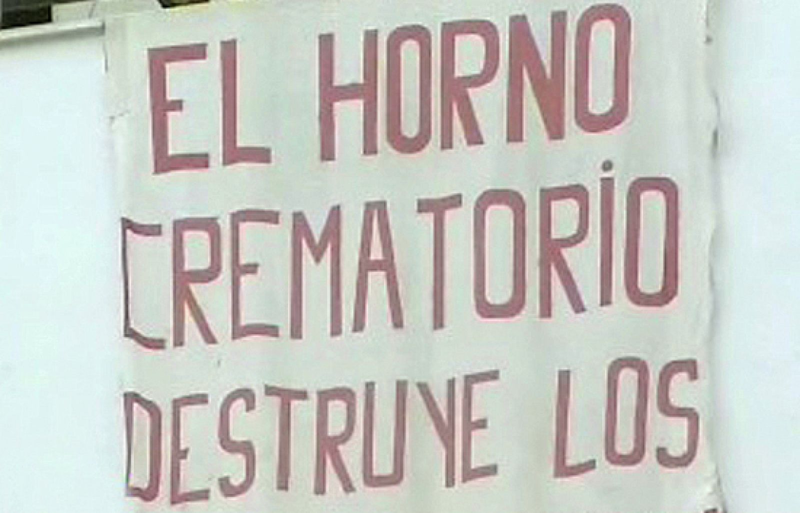 España Directo - ¡No al crematorio de enfrente! | Ver