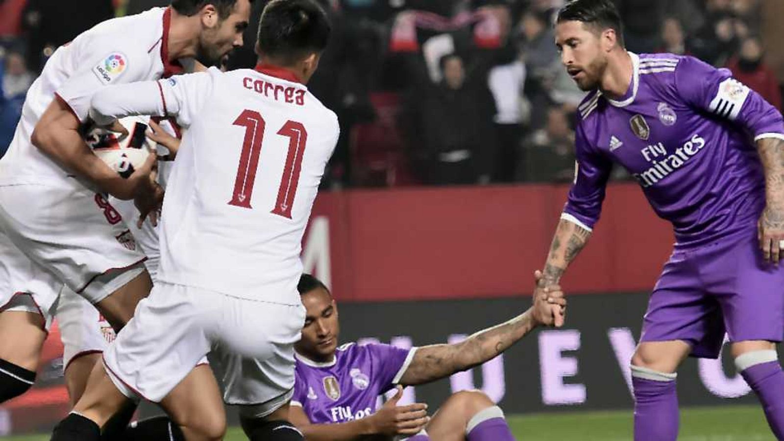 La tarde en 24h: La hora deportiva en 24 h. - 16/01/17  | RTVE Play