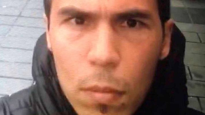 Telediario 1 - Detenido el presunto autor del atentado de Estambul