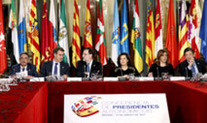 Telediario 1 - Rajoy advierte a las comunidades de que la recaudación está en 20.000 millones menos que hace diez años