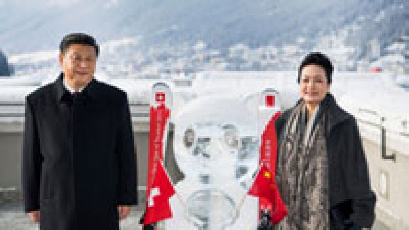 Xi Jinping rechaza en Davos el proteccionismo comercial
