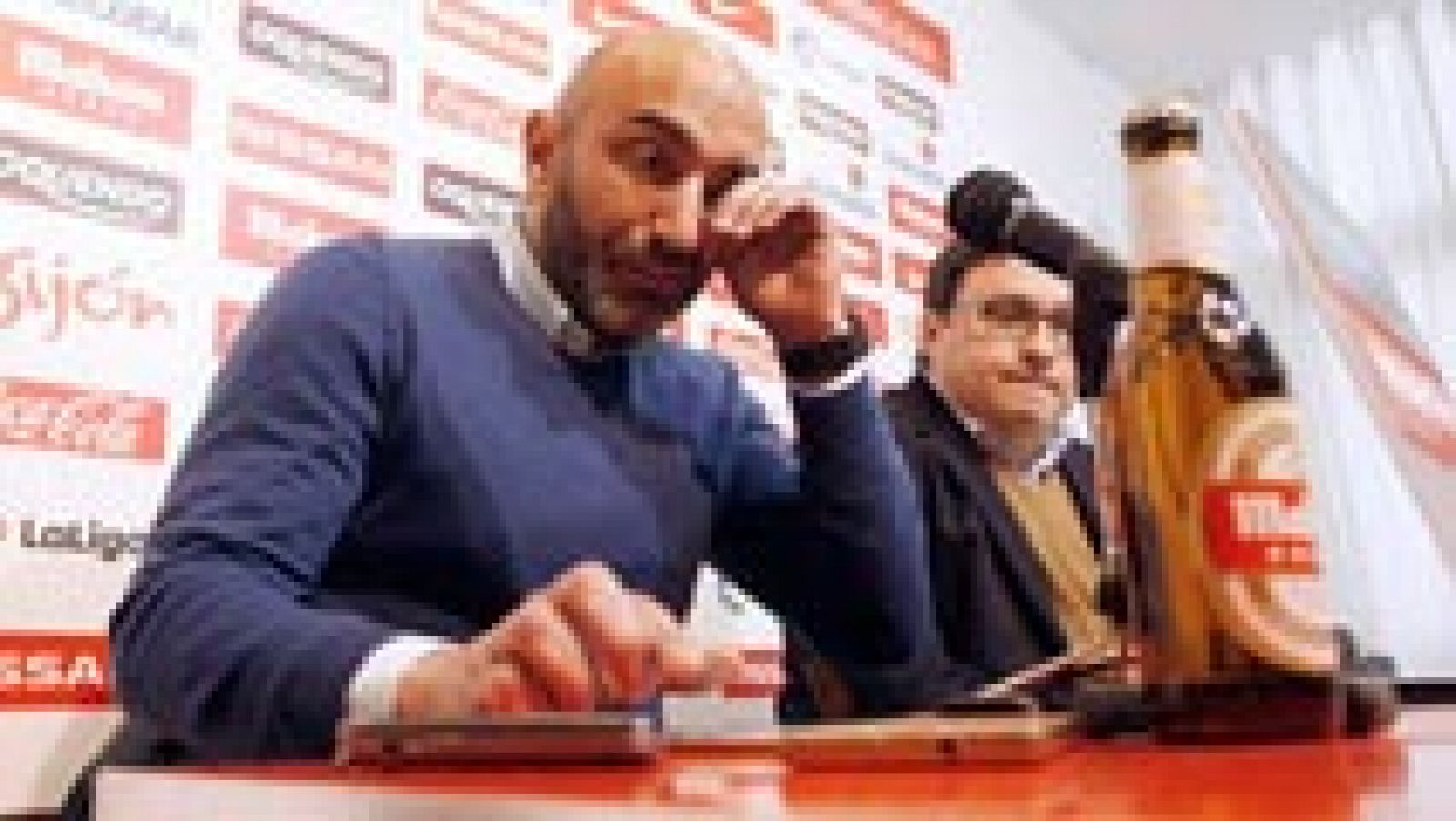 Telediario 1: Abelardo se despide entre lágrimas del banquillo de "su Sporting" | RTVE Play