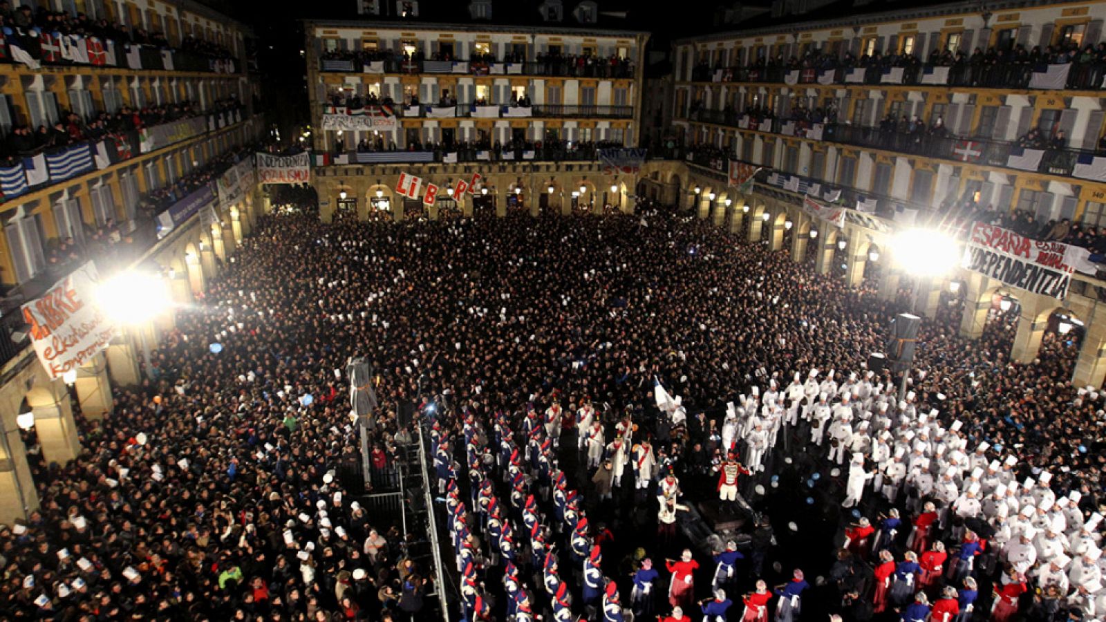 El partido Real-Barça coincide con la fiesta de la víspera de San Sebastián | Ver