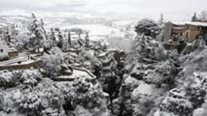 Telediario 1 - Valencia y Alicante, en alerta roja por nevadas