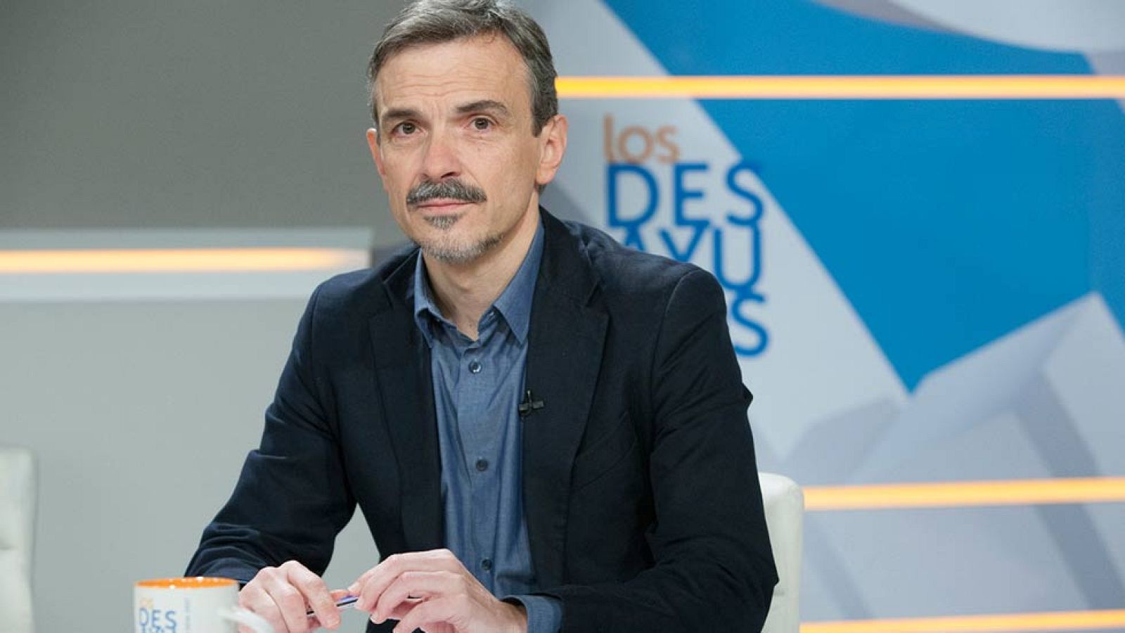 López (Podemos) achaca su cese en en la Asamblea de Madrid a "tics de vieja política" - Los desayunos | Ver