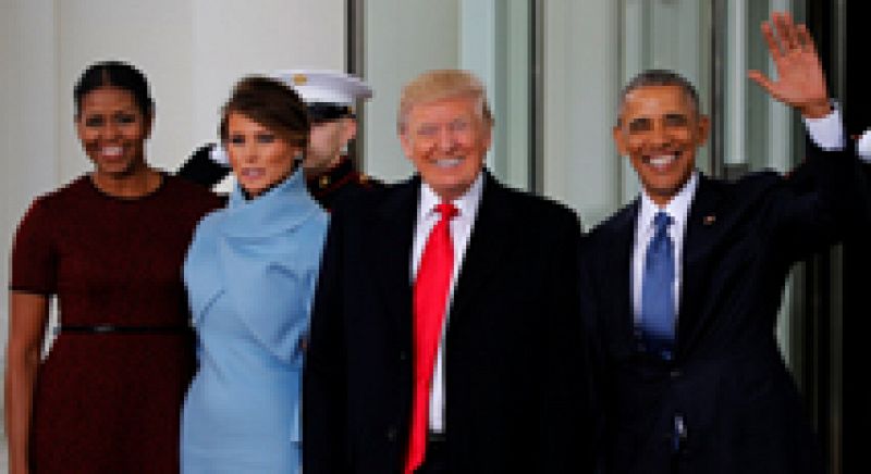 Donald Trump jura como presidente de los EE.UU. en una ceremonia que arranca con los Obama en la Casa Blanca