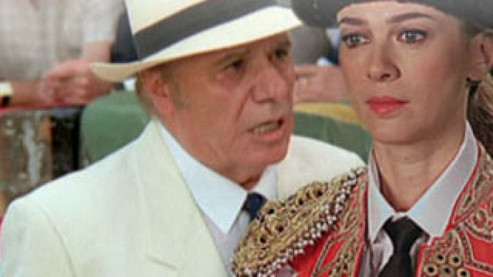 Espinete no existe - El momento histórico - Marta Hazas con Juncal