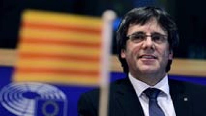 Telediario 1 - Puigdemont pide en el Parlamento europeo que Europa sea "parte de la solución" en Cataluña
