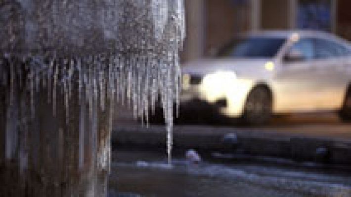 El frío sigue provocando heladas en zonas de interior