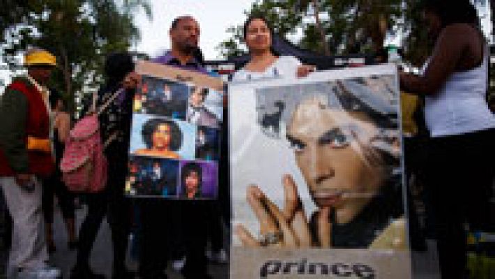 Telediario 1 - Prince fue el artista que más discos vendió en 2016