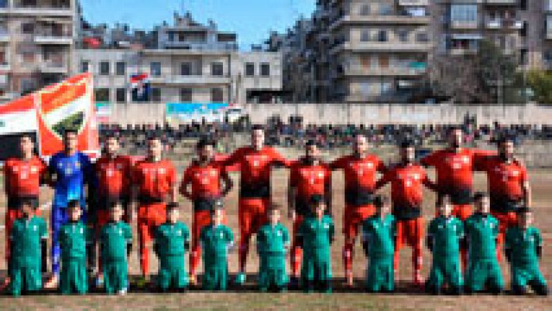 Por primera vez en cinco años se ha podido jugar un partido de futbol en Aleppo