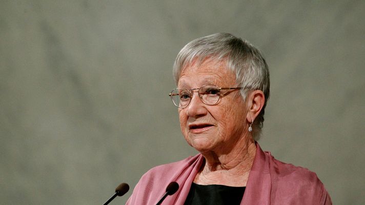 Telediario 1 - Paz Battaner ingresa en la Real Academia Española