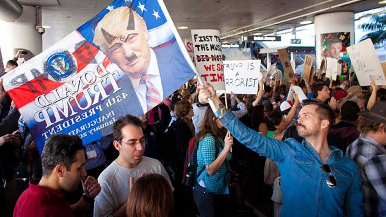 Donald Trump se reafirma en la orden ejecutiva que impide entrar en su país a ciudadanos de siete países de mayoría musulmana
