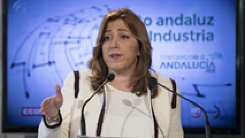Susana Díaz no tiene prisa por desvelar sus intenciones sobre el liderazgo del PSOE
