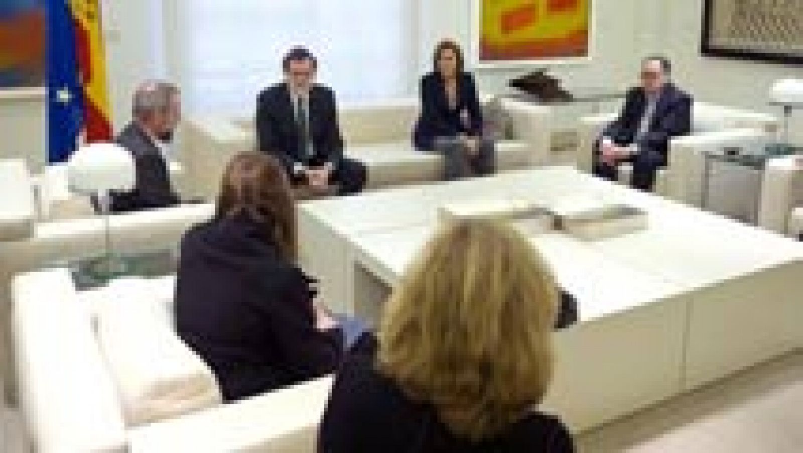 Los familiares del Yak 42 destacan el mensaje de Rajoy: "Vamos a hacer las cosas bien, confiad" - Informativo 24h | Ver