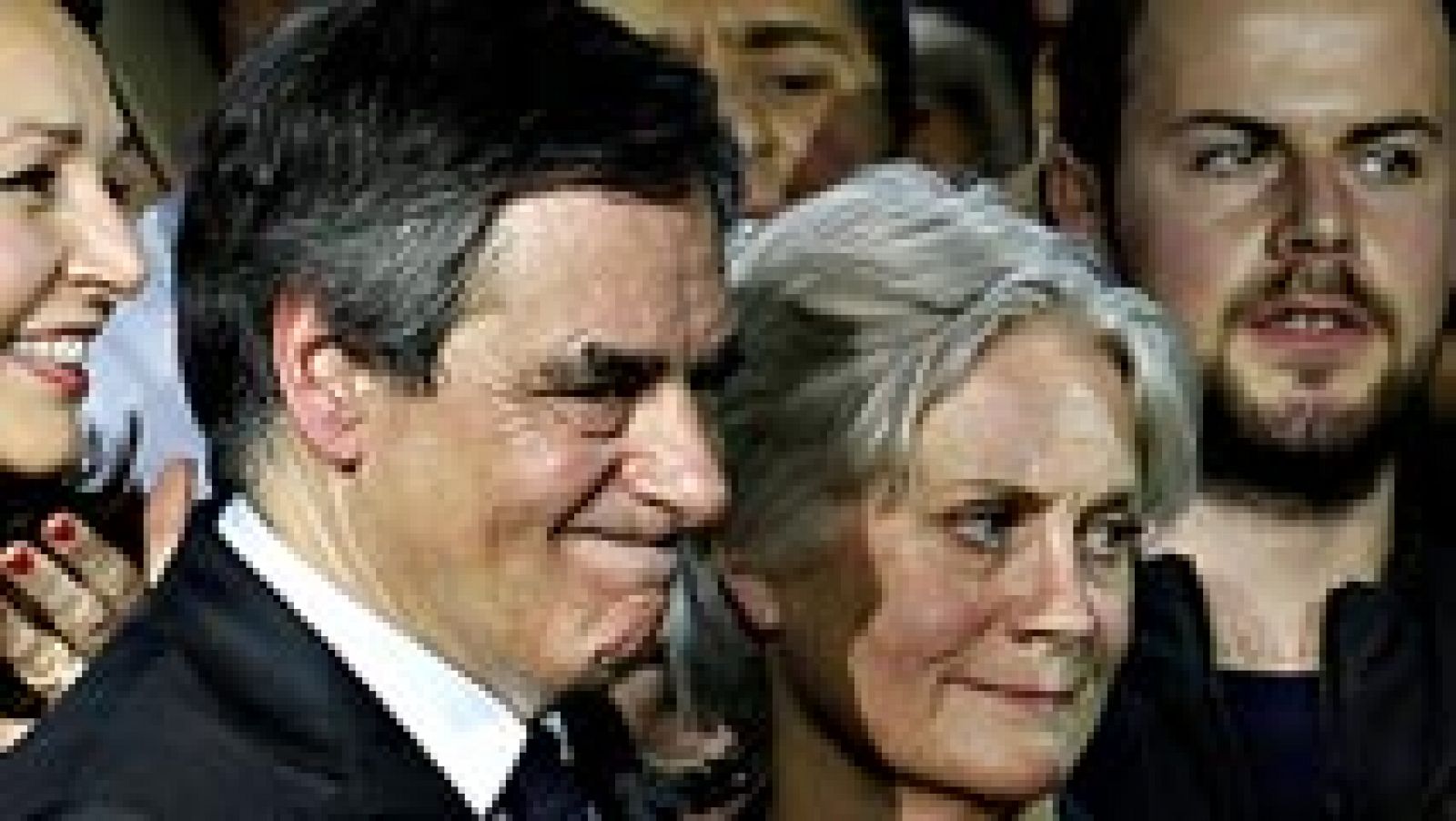 Crecen las acusaciones contra François Fillon, el candidato presidencial de la derecha francesa