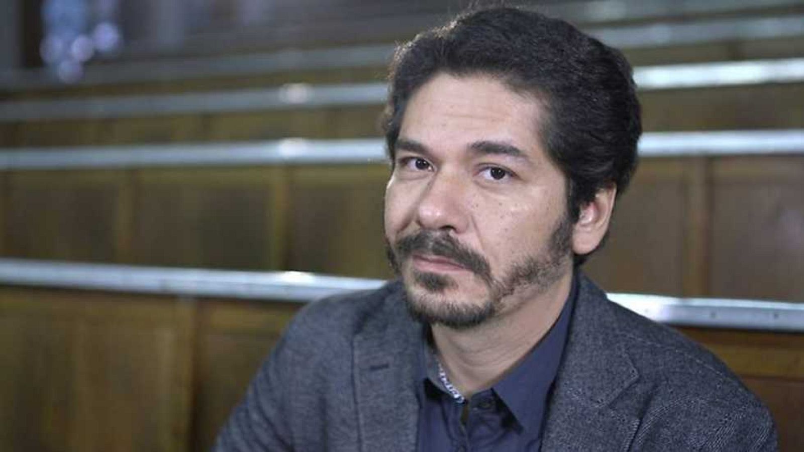 Página Dos - Juan Pablo Villalobos - ver ahora