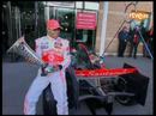 Hamilton presenta su coche