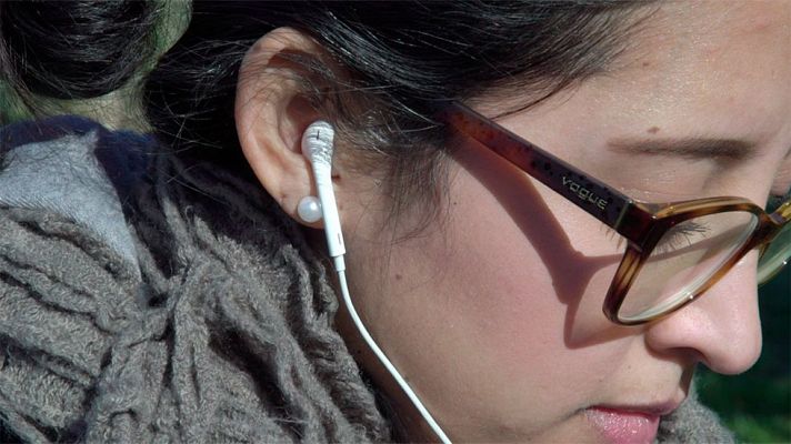 Amb identitat - Amb identitat - L''oïda, sentit que ens relaciona amb el món