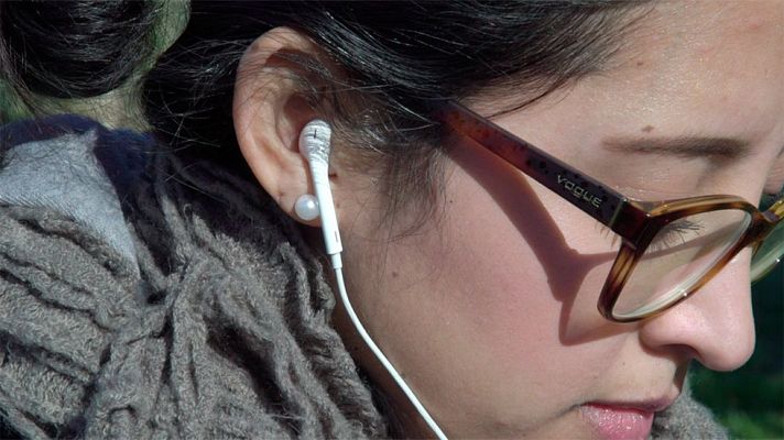 Amb identitat - Amb identitat - L''oïda, sentit que ens relaciona amb el món