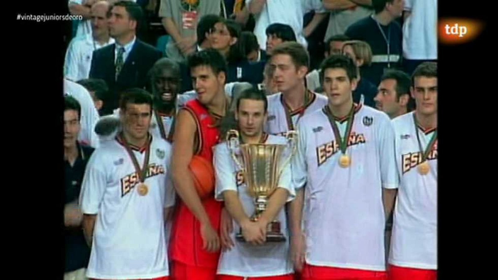 Conexión vintage - Baloncesto Juniors de oro 1999