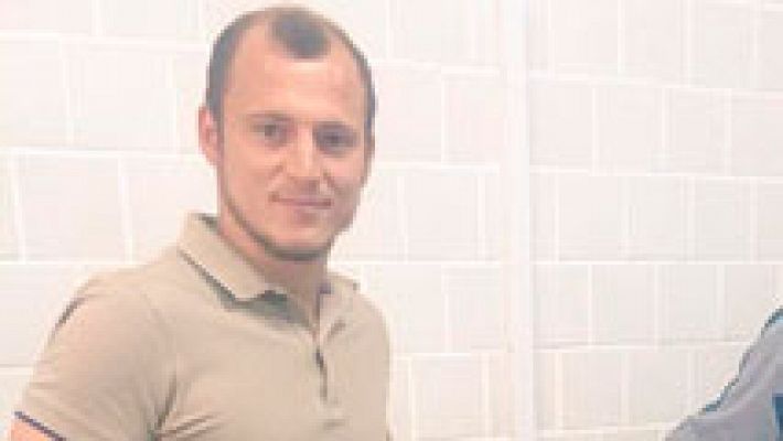 Telediario 1 - Zozulya decidirá "libremente" el lunes si juega en el Rayo o vuelve al Betis