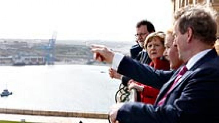 Telediario 1 - Los Veintiocho discuten una postura común frente a las políticas de Donald Trump