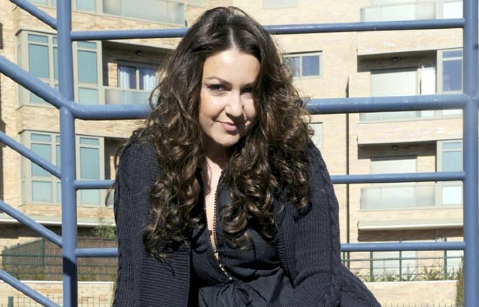 Niña Pastori estrena nuevo disco titulado 'Esperando verte' | Ver