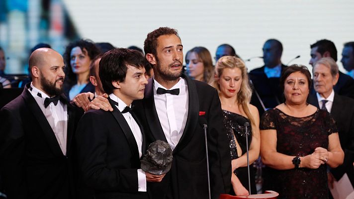 Premios Goya - Goya 2017 Los responsables de 'Frágil equilibrio' recogen el Goya a la Mejor Película Documental