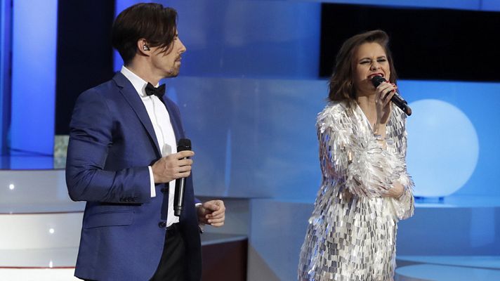 Premios Goya - La actuación de Manuela Vellés y Adrián Lastra en los Goya
