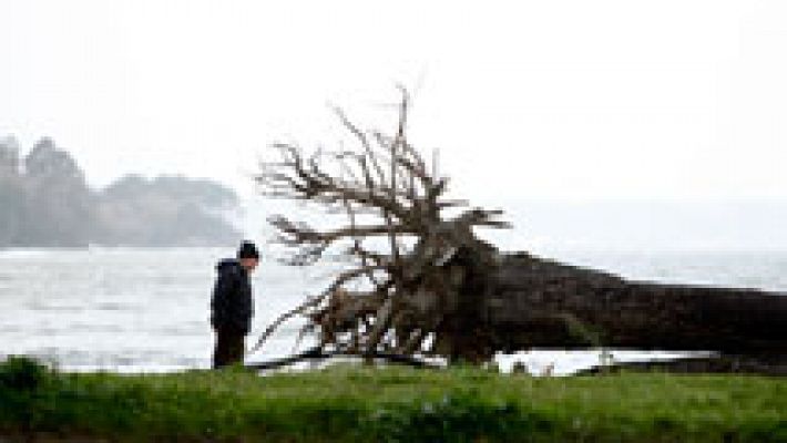 El temporal de viento, nieve y oleaje afecta al Norte 