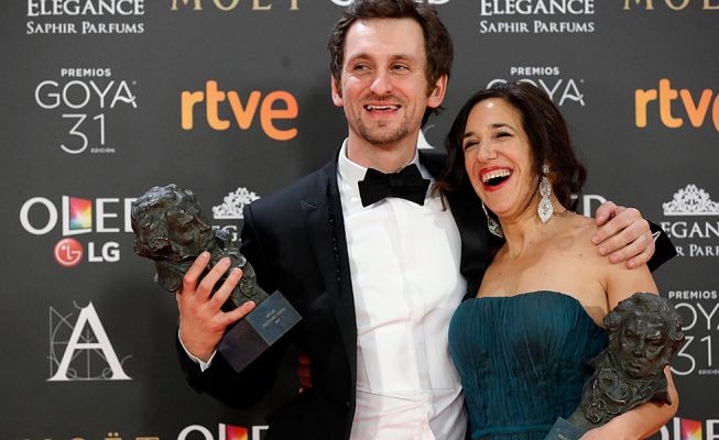 Telediario 1 - 'Tarde para la ira' y 'Un monstruo viene a verme' se reparten los Goya